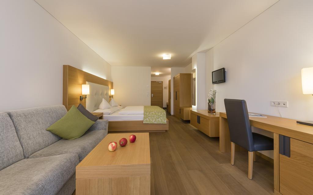 Vinschgerhof Otel Silandro Oda fotoğraf