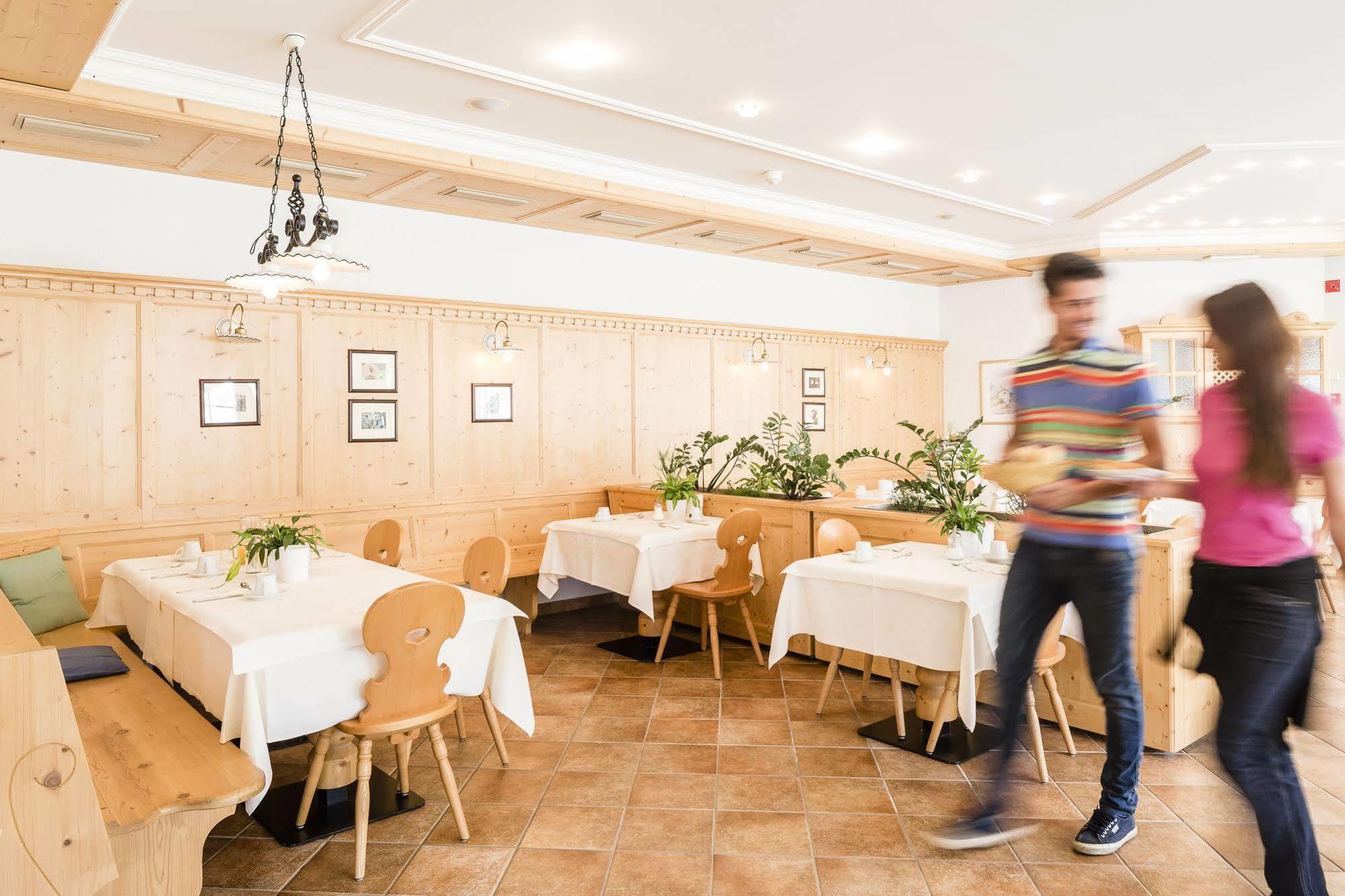 Vinschgerhof Otel Silandro Dış mekan fotoğraf